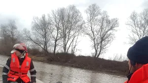 Caz cumplit de sărbători: Femeie venită din Anglia la rudele din România, găsită moartă în râul Mureş. FOTO