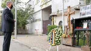 COMENTARIU Lelia Munteanu: La locul crimei