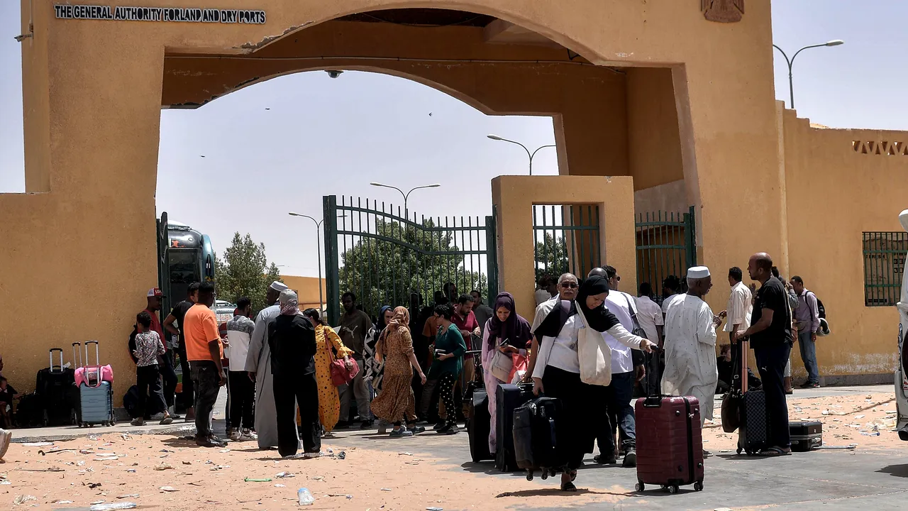 ONU: peste 100.000 de persoane au fugit din Sudan de la izbucnirea conflictului