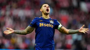 Arsenal ajunge la un acord cu Newcastle pentru transferul lui Bruno Guimaraes