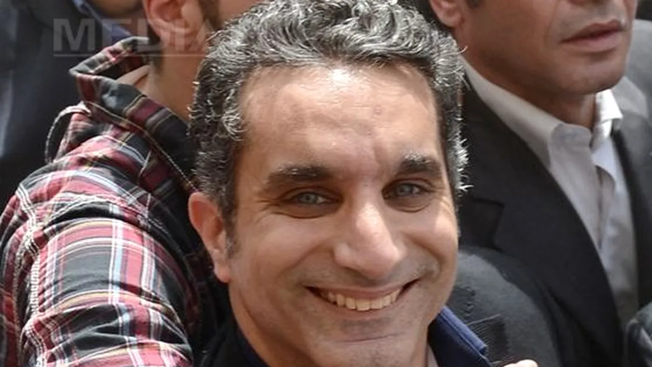 Un cunoscut umorist egiptean, arestat pentru ofensă adusă preşedintelui islamist într-o emisiune tv