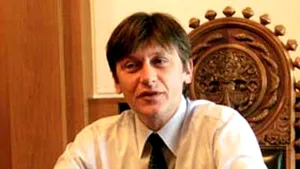 Crin Antonescu îl vede premier pe soţul Elenei Udrea