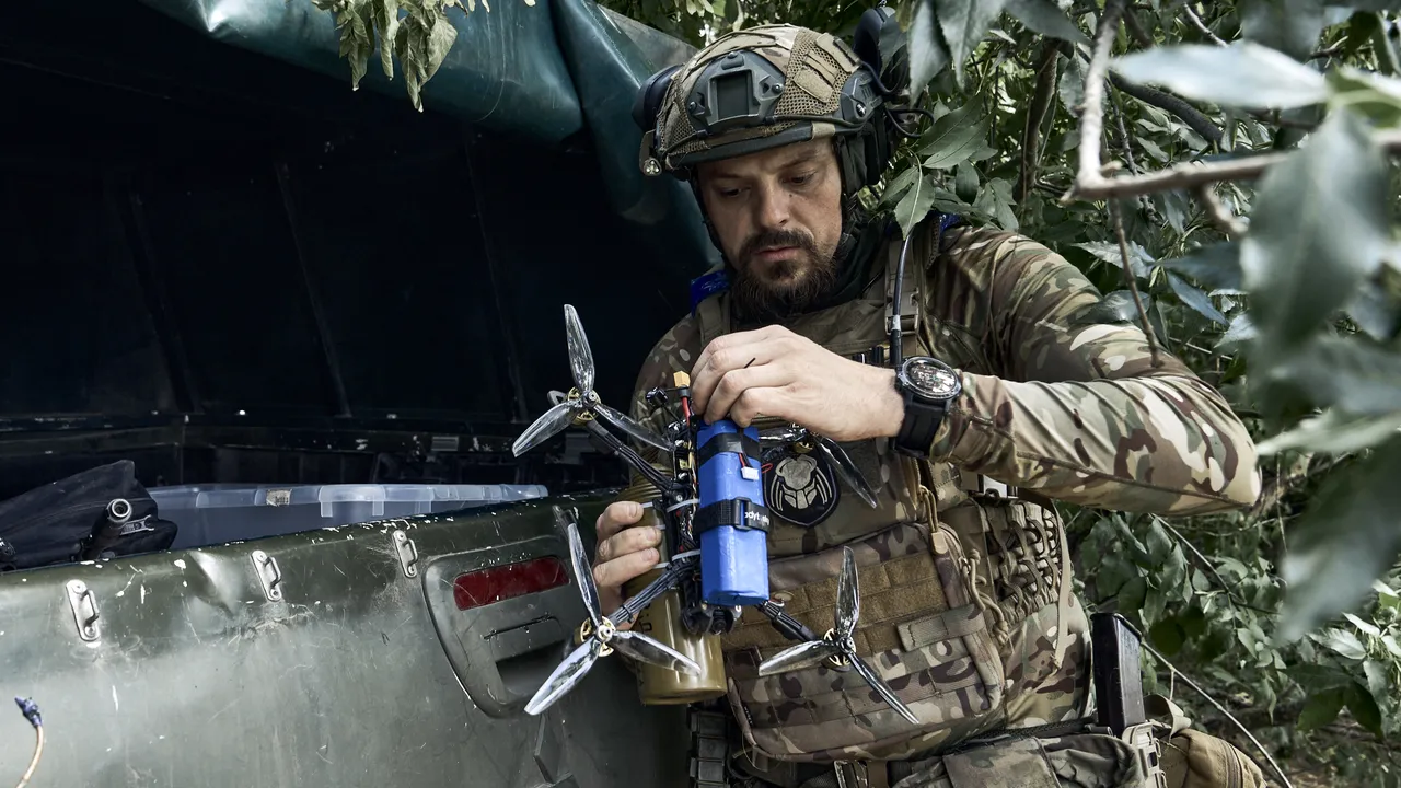 Războiul din Ucraina, ziua 909. Belarusul îşi intensifică prezenţa militară la graniţa cu Ucraina / Preşedintele ceh: Ucraina ar putea adera la NATO în ciuda ocupaţiei ruse /Un comandant cecen îi îndeamnă pe recruţii ruşi să lupte în Kursk, promiţând „raiul” pentru cei căzuţi