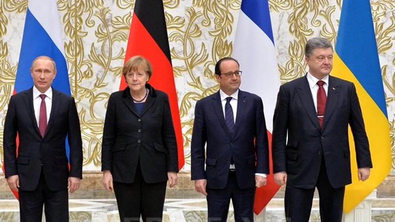 Poroşenko, Putin, Hollande şi Merkel îndeamnă la retragerea armamentului greu din estul Ucrainei: 
