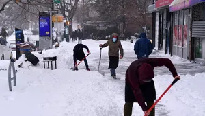 O furtună de zăpadă a lovit mai multe state americane de pe coasta de est. Centrele de vaccinare anti-Covid au fost închise