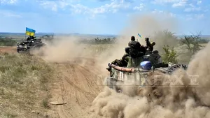 Elton John a contribuit la salvarea din Mariupol a băiatului ucrainean pe care a vrut să îl adopte