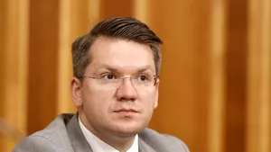 Deputatul Mihail Neamţu cere demiterea directorului Muzeului Naţional de Istorie al României