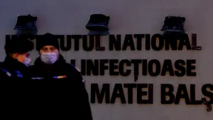 Linii telefonice unde aparţinătorii pot suna pentru a afla informaţii despre pacienţii de la Matei Balş