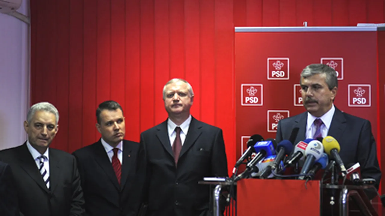 Miniştrii PSD şi-au depus demisiile la cabinetul premierului Emil Boc - VIDEO