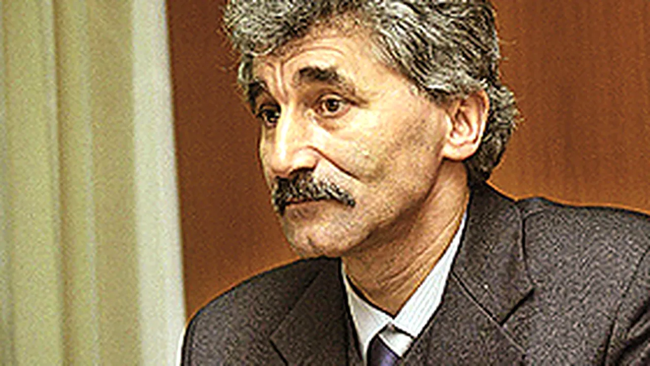 Oltean: După scandalul Remeş, nu mai vorbeşte nimeni la telefon