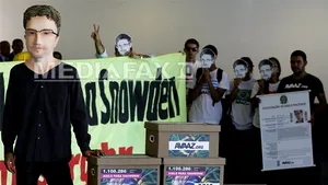 Petiţia prin care 1,1 milioane de persoane cer Braziliei să-i acorde azil lui Snowden a fost depusă