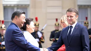 Franța analizează o mișcare diplomatică majoră. Macron vrea să-l invite pe Xi Jinping la summitul G7