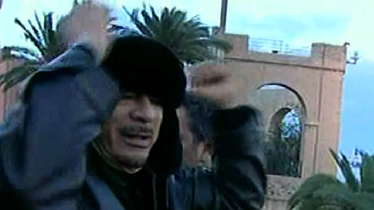 Televiziunea libiană difuzează imagini cu Muammar Kadhafi într-o şcoală