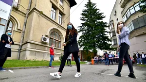 BREAKING Subiecte Limba Română Bacalaureat 2020. Iată ce au avut de rezolvat elevii de la profilurile uman si real la prima probă de BAC din acest an
