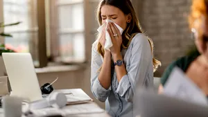 Sezonul alergiilor a început în februarie. Polenul - mai agresiv ca niciodată în 2026