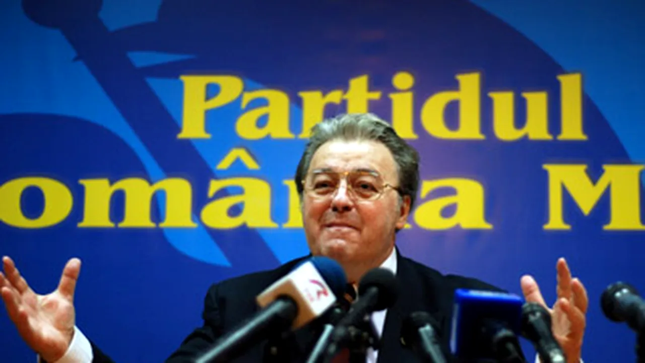 Vadim Tudor, pregătit să-şi ţină conferinţele în Cişmigiu