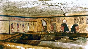 Mormântul lui Tutankhamon ascunde mai multe camere SECRETE. Se odihneşte regina Nefertiti într-una din încăperile misterioase? - GALERIE FOTO 