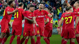 FCSB bate pas de defilare spre titlu. Liderul i-a învins şi pe olteni