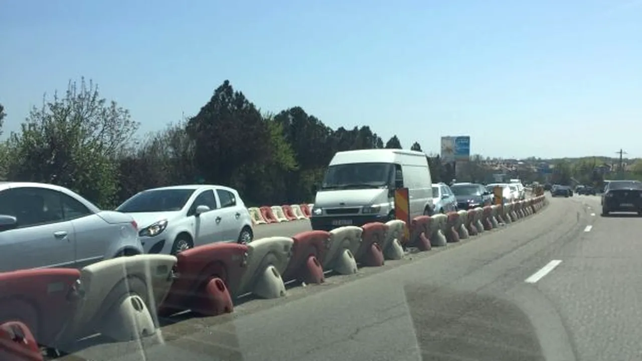 TRAFIC îngreunat pe drumurile de la mare şi de la munte. Pe Podul Agigea se circulă bară la bară/ Aglomeraţie la frontiera cu Ungaria. Românii se întorc la muncă/- GALERIE FOTO, VIDEO