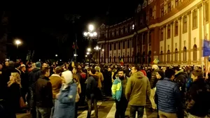 Mii de oameni la protestul organizat în ţară de PNL împotriva Guvernului | FOTO, VIDEO