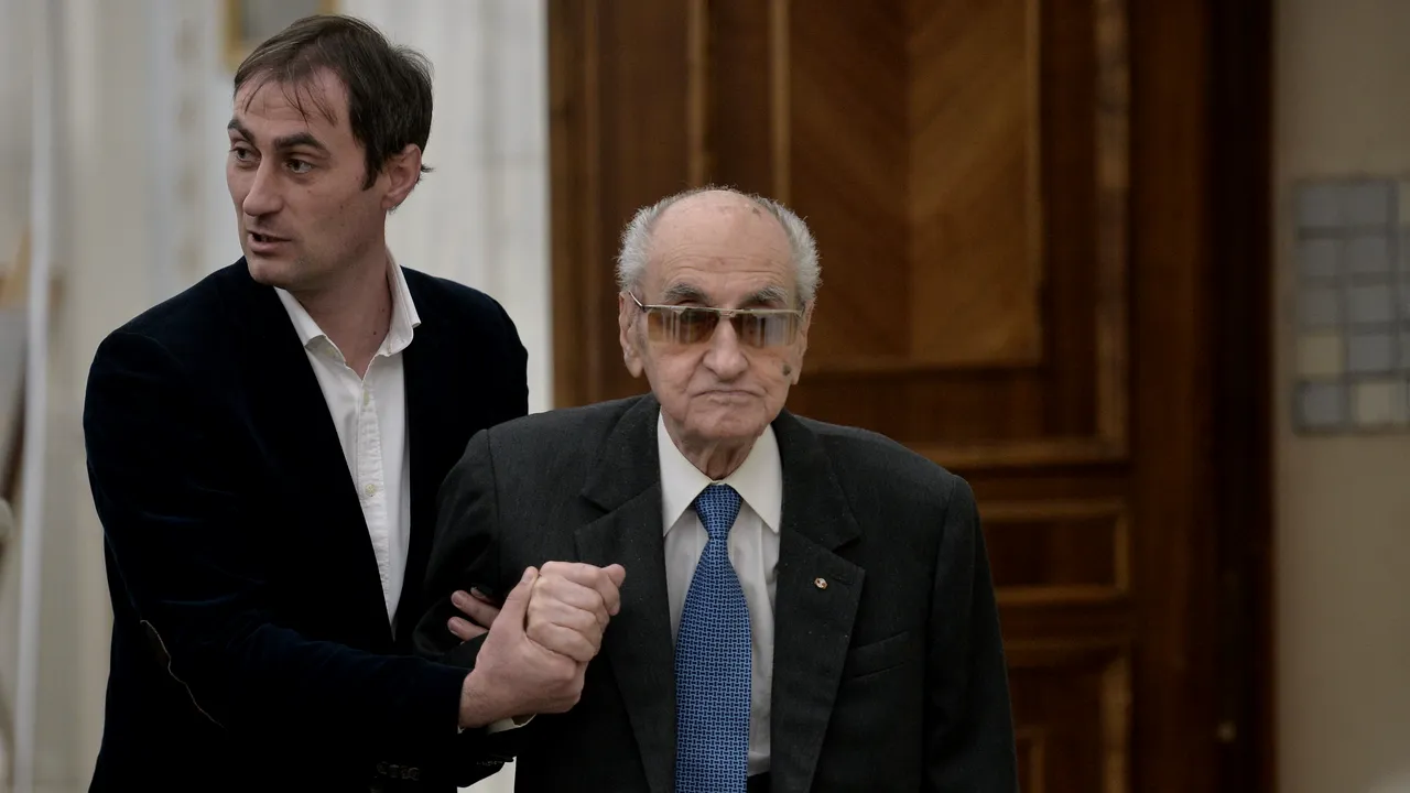 Mircea Ionescu Quintus, aproape de împlinirea vârstei de 100 de ani: Am venit cu greu să vă garantez viitorul PNL; Eu şi Blaga suntem garanţia fuziunii PNL