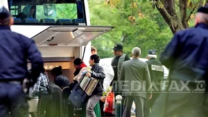 Incidente la evacuarea unui imobil din Lyon, ocupat ilegal de către cetăţeni români