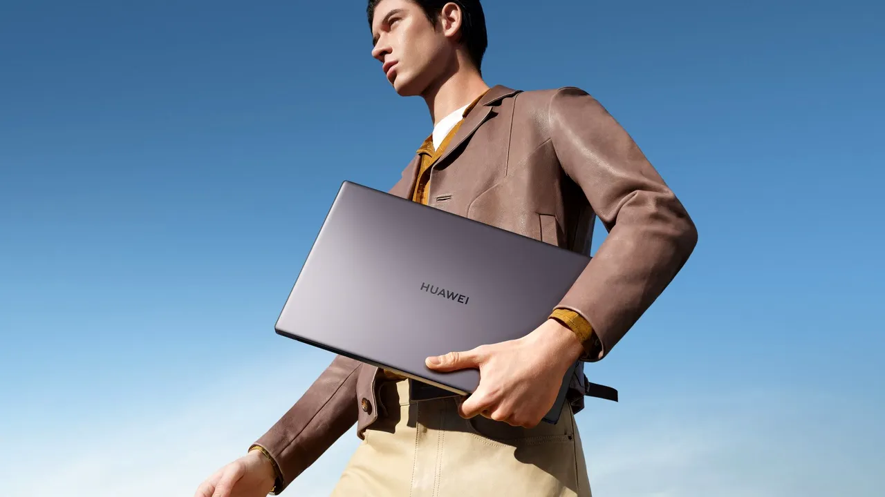 Fii productiv de oriunde alături de HUAWEI MateBook D15