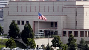 Ambasada SUA îi îndeamnă pe cetăţenii americani să părăsească Siria