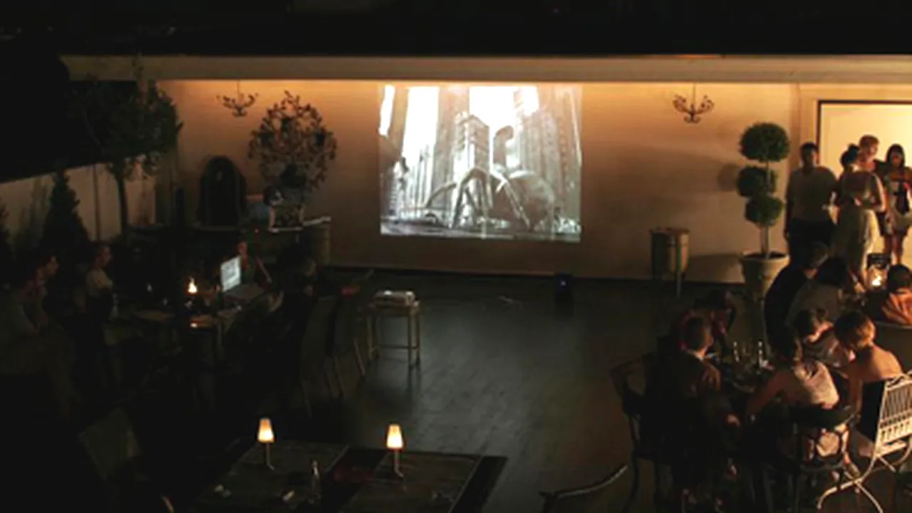 Premieră în Bucureşti - Proiecţii de filme mute cu acompaniament live, în aer liber