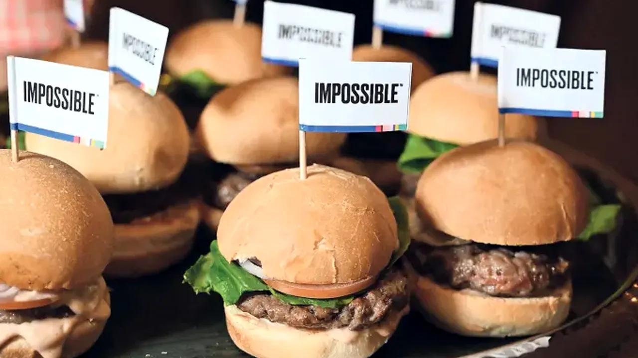 Mâncare Imposibilă: Salvarea planetei stă într-un burger. Impossible Foods şi lanţul de restaurante Burger King au semnat primul contract
