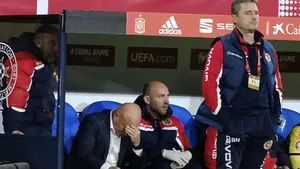 Selecţionerul Maltei s-a lovit la cap în timpul meciului cu Spania: Nu-mi amintesc mai nimic