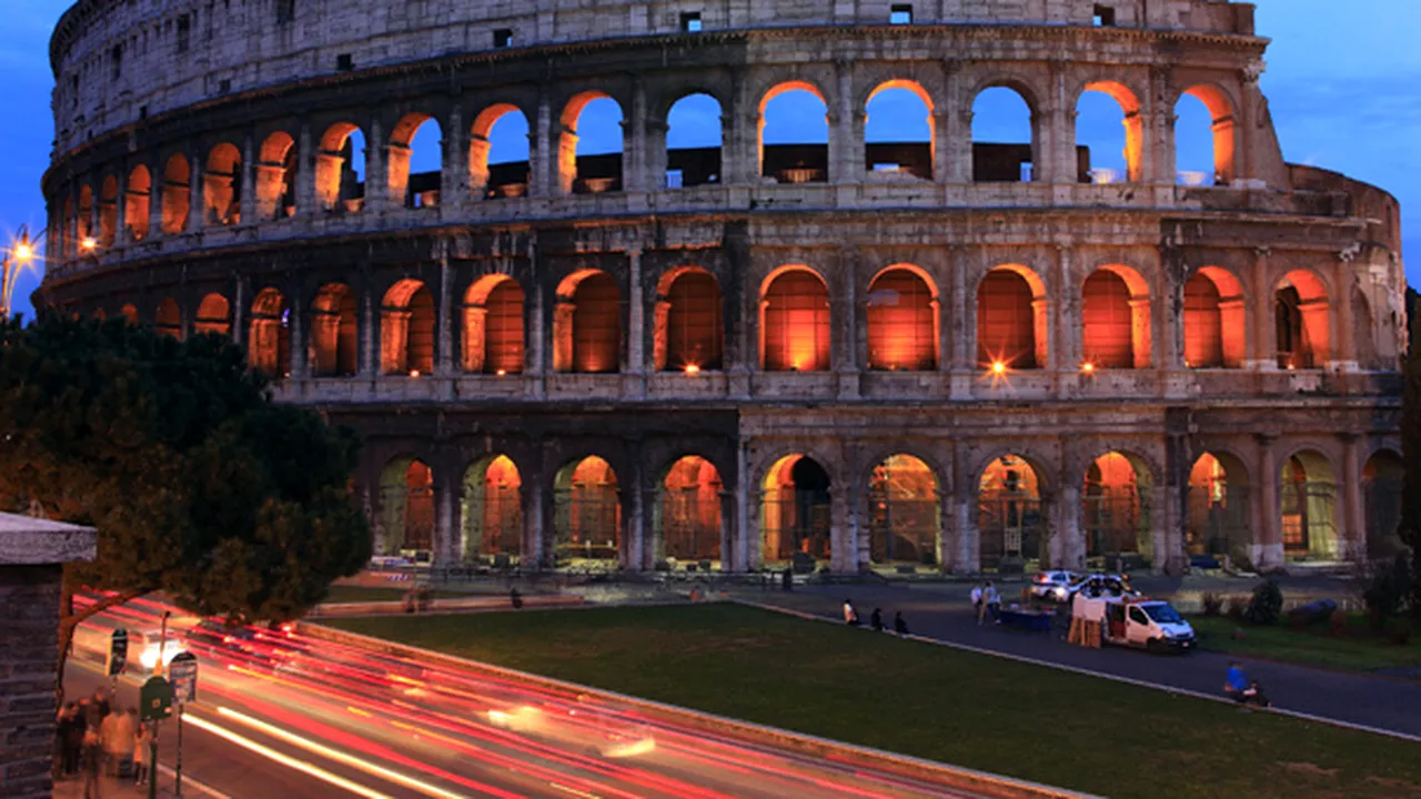 Italia: Site-ul de călătorii TripAdvisor, amendat cu 500.000 euro, pentru mesaje false