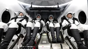 Astronauții „blocați