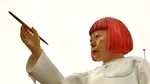 A murit „regina bulinelor”. Yayoi Kusama, una dintre cele mai cunoscute artiste ale lumii, avea 97 de ani