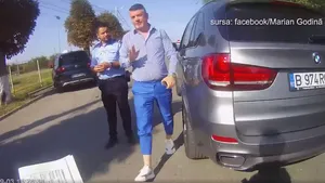 Încă doi tineri bănuiţi că au tăiat roţile maşinii poliţistului din Prahova, care a filmat consilierul unui deputat PSD când înjură poliţiştii