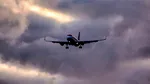 Incendiu în avion după ce un powerbank a luat foc. Aterizare de urgență pentru 206 de pasageri