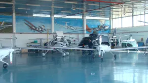 FOTO Aerodromul Tuzla şi-a schimbat numele la aniversarea celor 50 de ani de la prima misiune de zbor