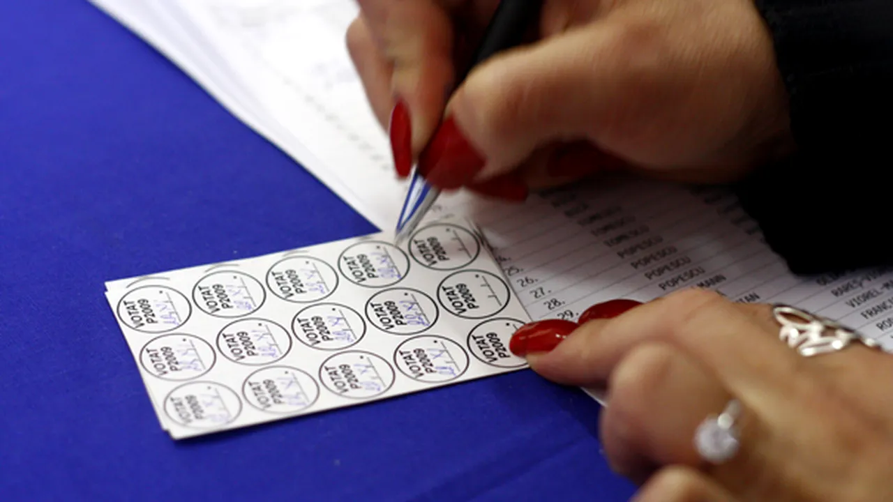 BEC: În Bucureşti, prezenţa la vot pentru Preşedinţie la ora 13.00 a fost de 19,71%