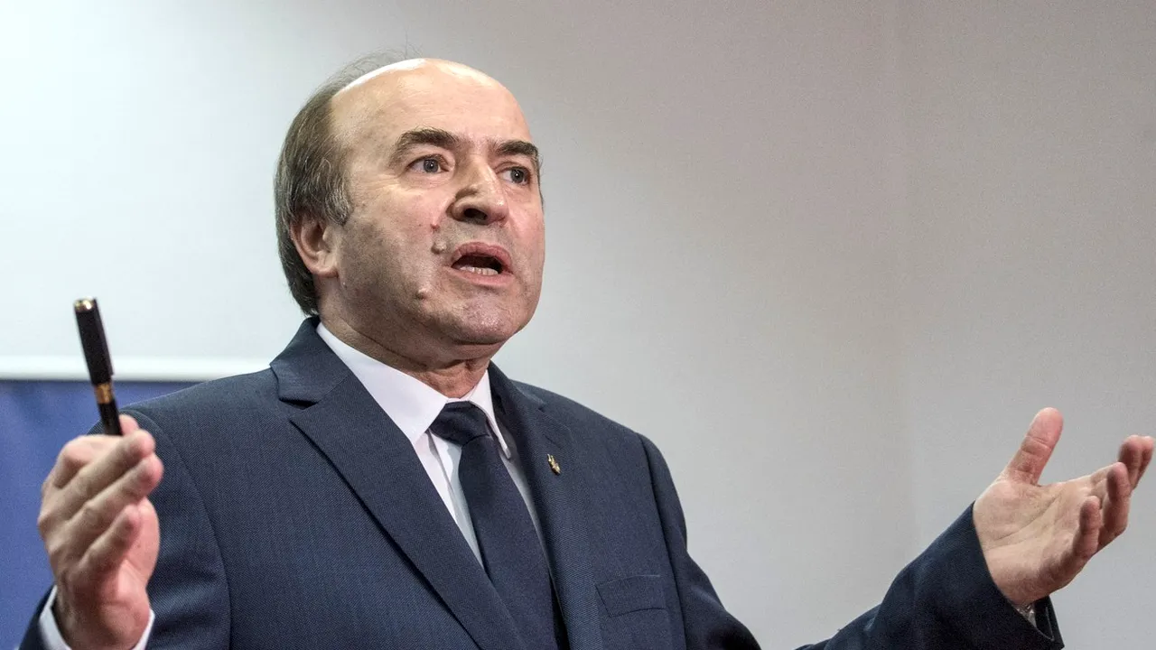 Ion Cristoiu: Nu Tudorel Toader, ci cuplul Cătălin Predoiu – Ludovic Orban ne-a făcut de ruşine la Comisia de la Veneţia
