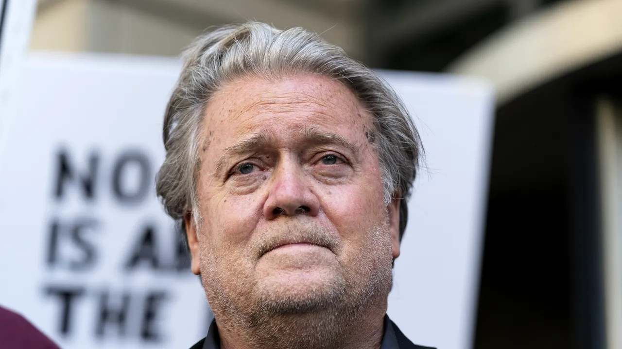 Steve Bannon, fost consilier al lui Trump, condamnat pentru refuzul cooperării în ancheta Congresului