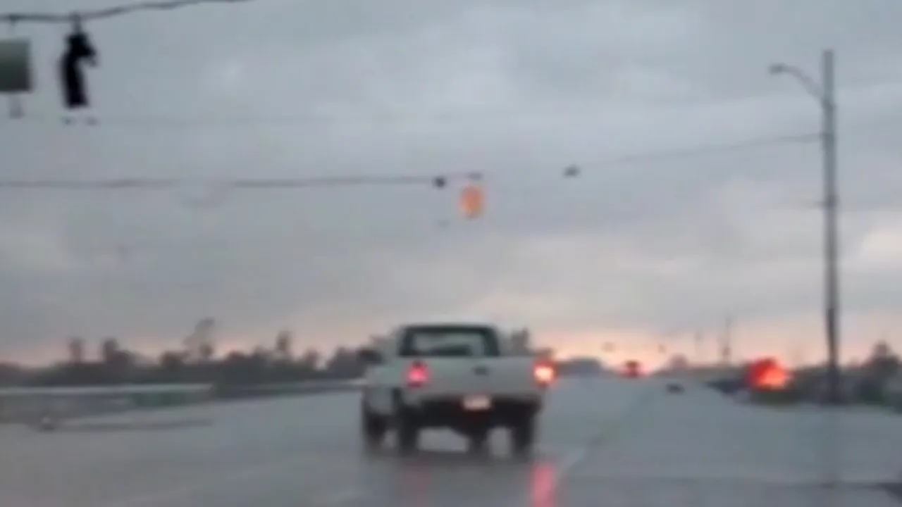 75 la sută din oraşul american Joplin a dispărut în urma unei tornade - VIDEO