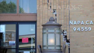 Peste 200 de răniţi şi numeroase clădiri cu daune structurale, în urma seismului din California