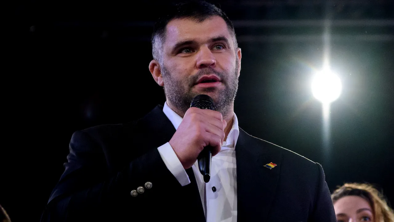 Daniel Ghiţă le dă un nou knock-out guvernanţilor: “Vă bateţi joc de poporul român! Staţi in casa, dar sclavii au voie sa meargă sa muncească”