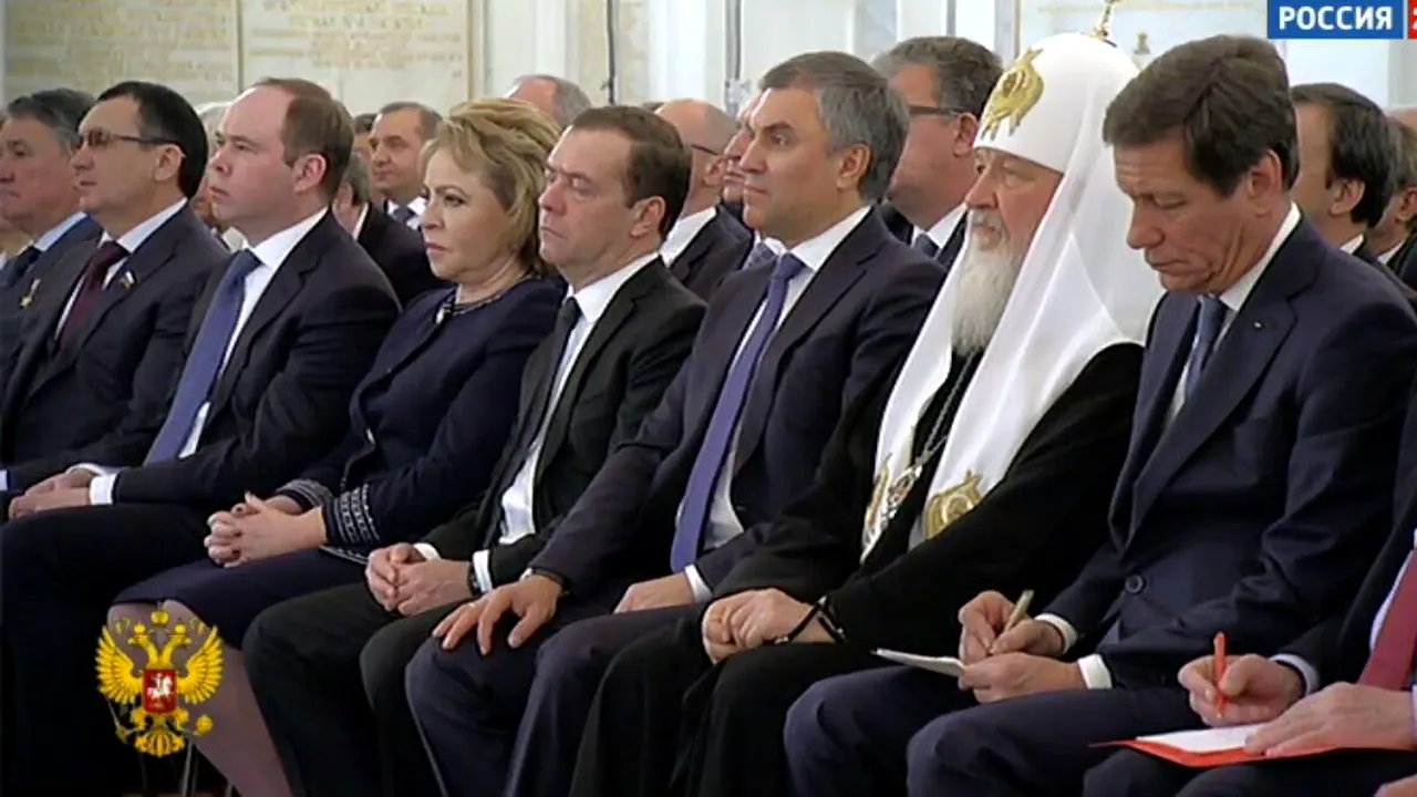 Vladimir Putin respinge 