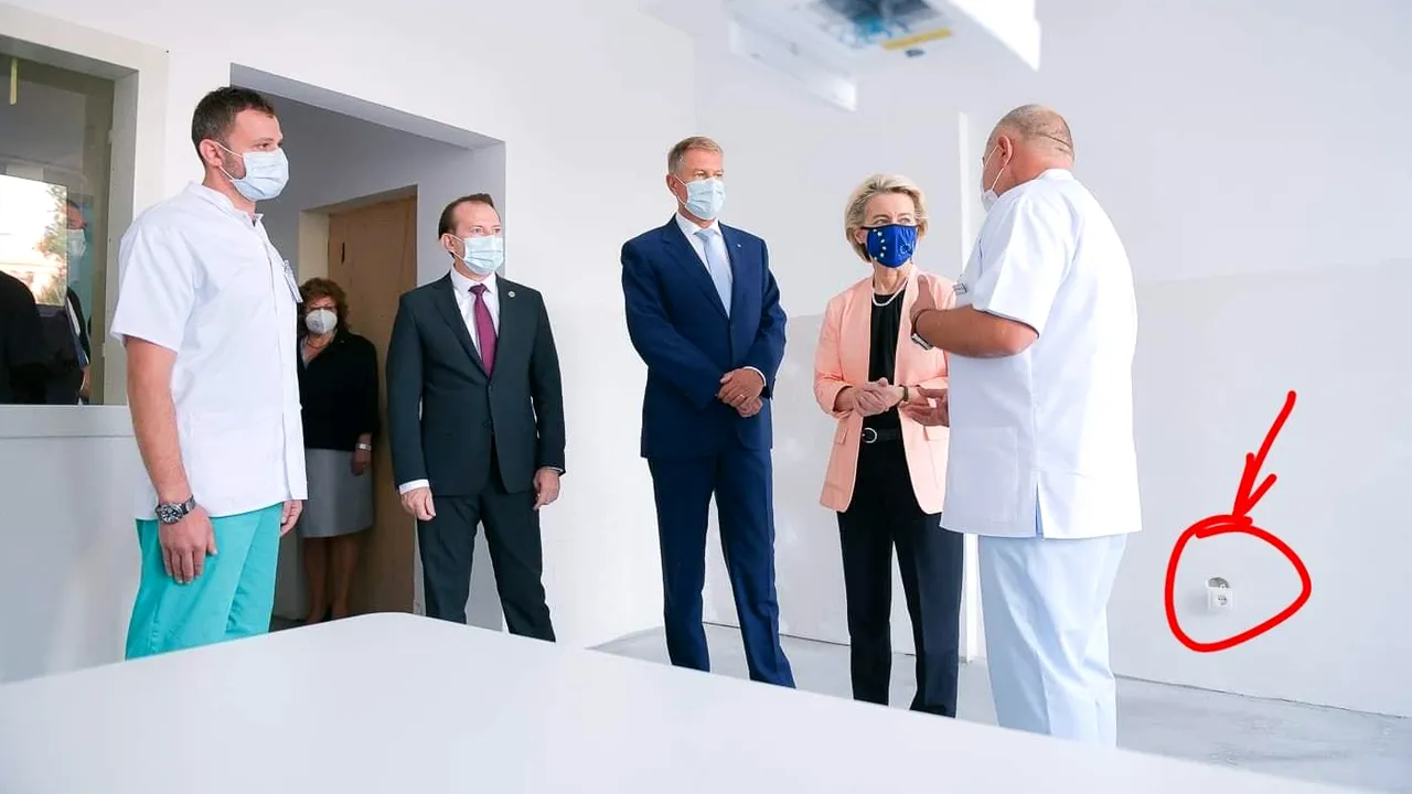 Val de glume, după ce o priză defectă a apărut într-o fotografie oficială cu Ursula von der Leyen şi Klaus Iohannis
