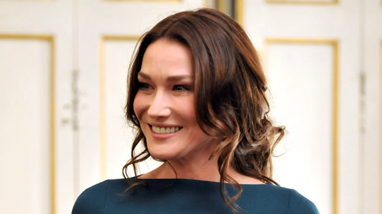 Este oficial! Carla Bruni va juca într-un film de Woody Allen
