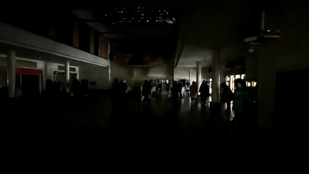 Kievul e în șoc după ce o pană masivă de curent a pus la pământ toată infrastructura