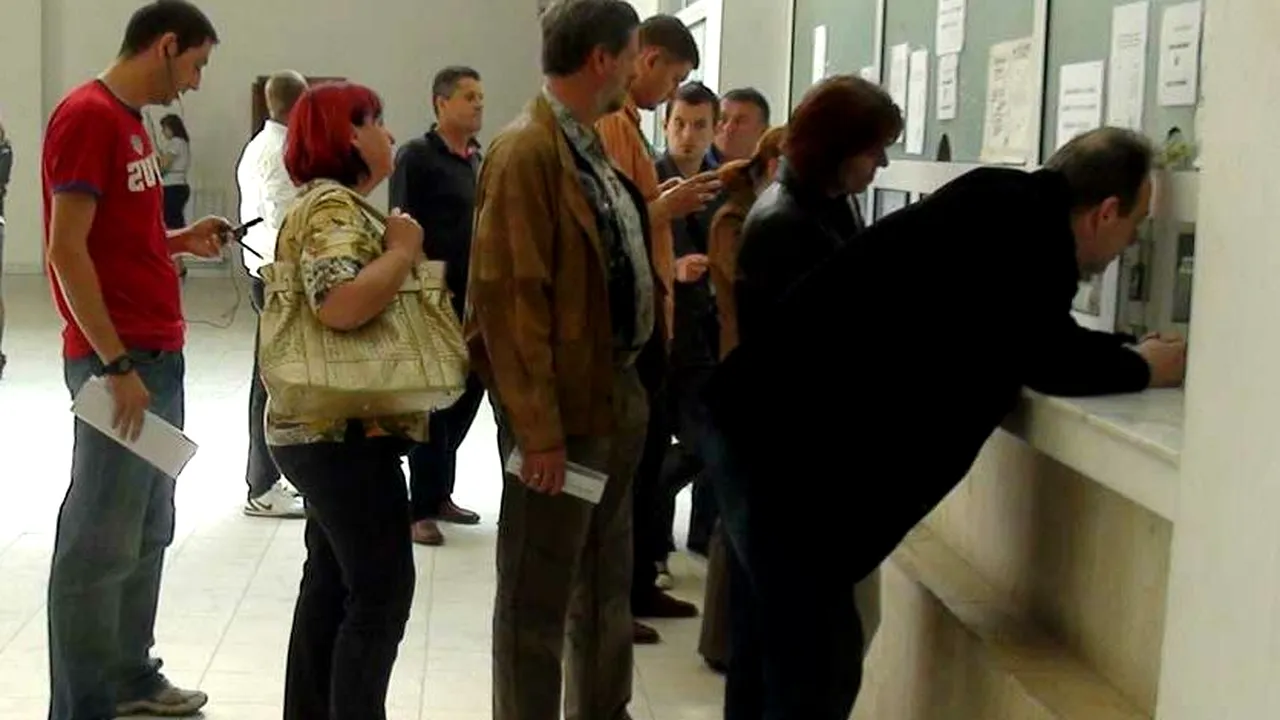 Funcționarii publici, notați de cetățeni prin coduri QR