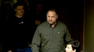 Anunțul lui Andrii Iermak, mâna dreaptă a lui Zelenski, după ce a demisionat: „Mă voi duce pe front”