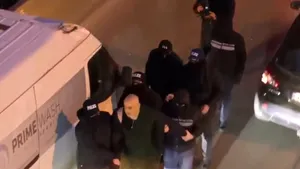 Liderul opoziţiei georgiene, arestat în timp ce protestatarii pro-UE blocau o autostradă